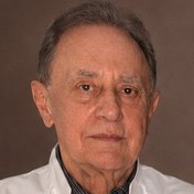 Dr. Marcos Peresi